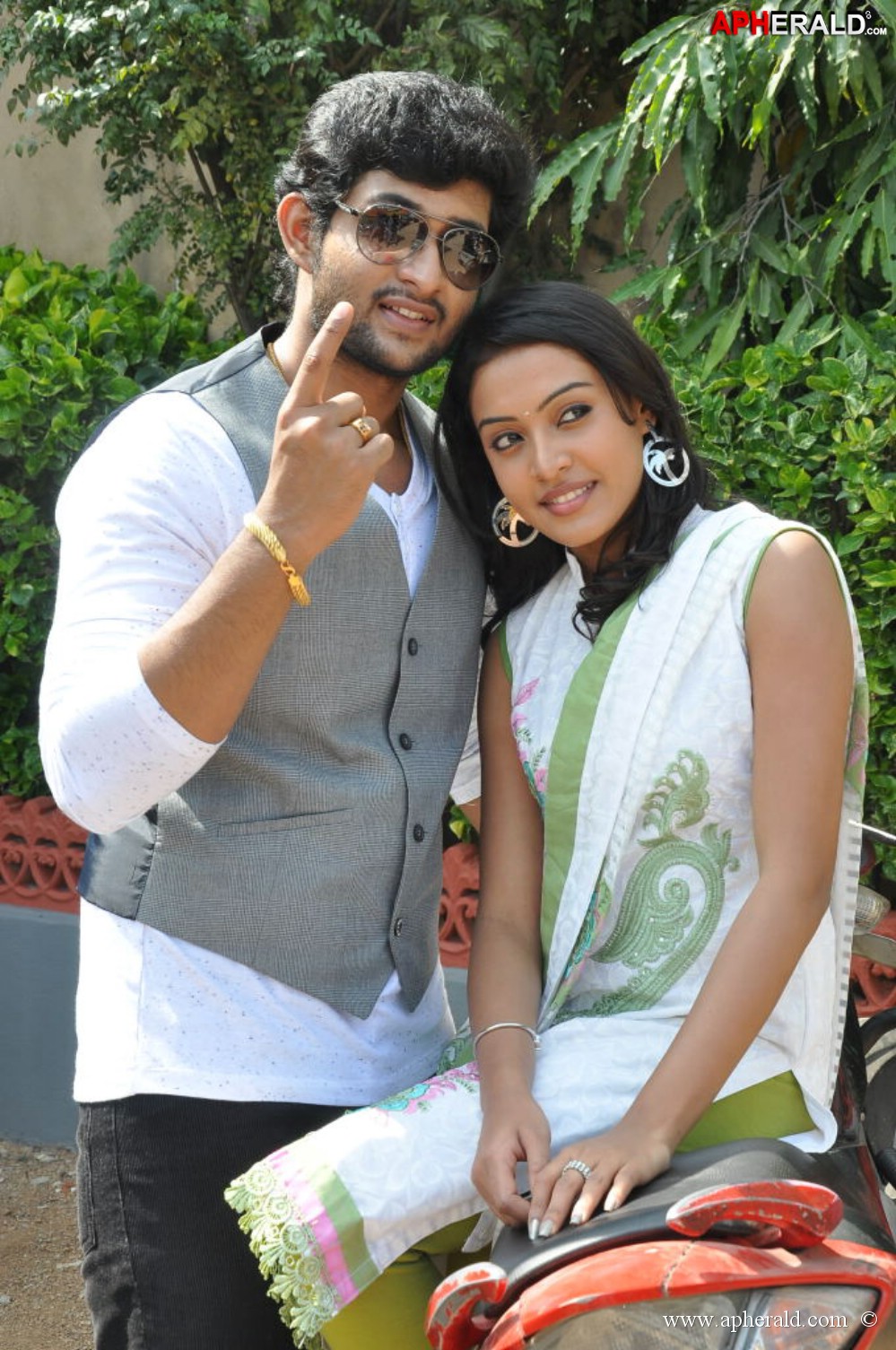 Toli Sandhya Velalo Movie Opening