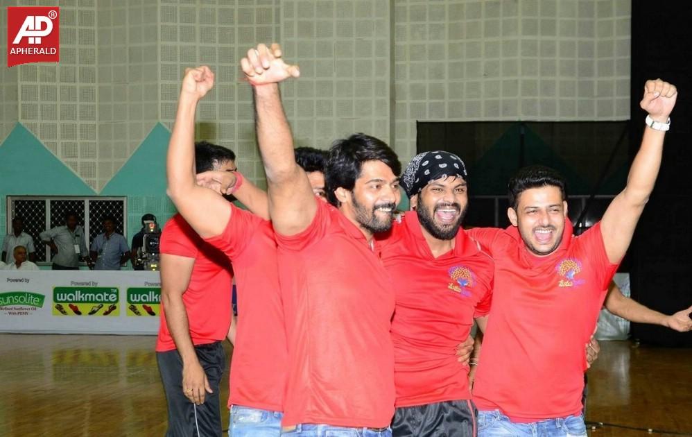 Tollywood Celebs at Memu Saitam Telethon Event