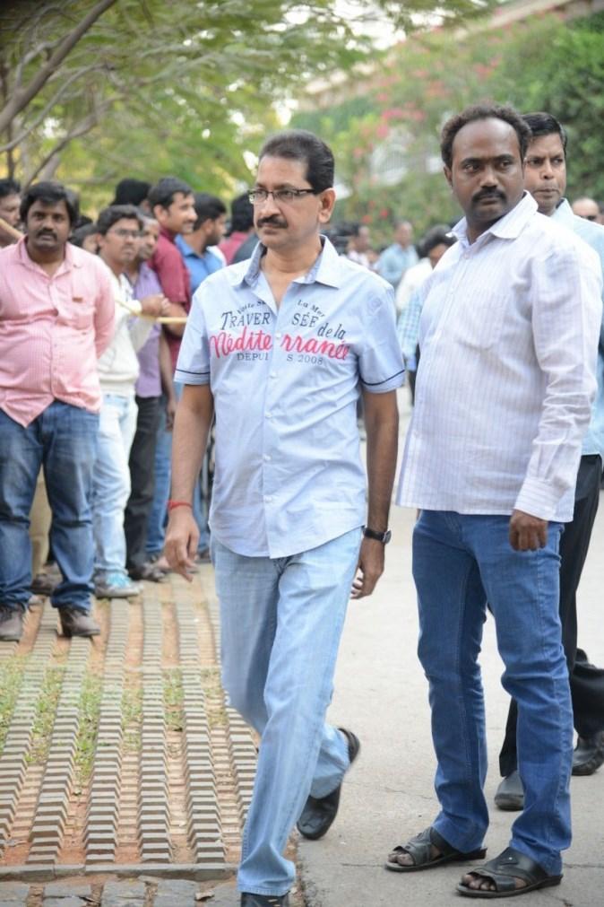 Tollywood Celebs Pay Tribute To Ramanaidu