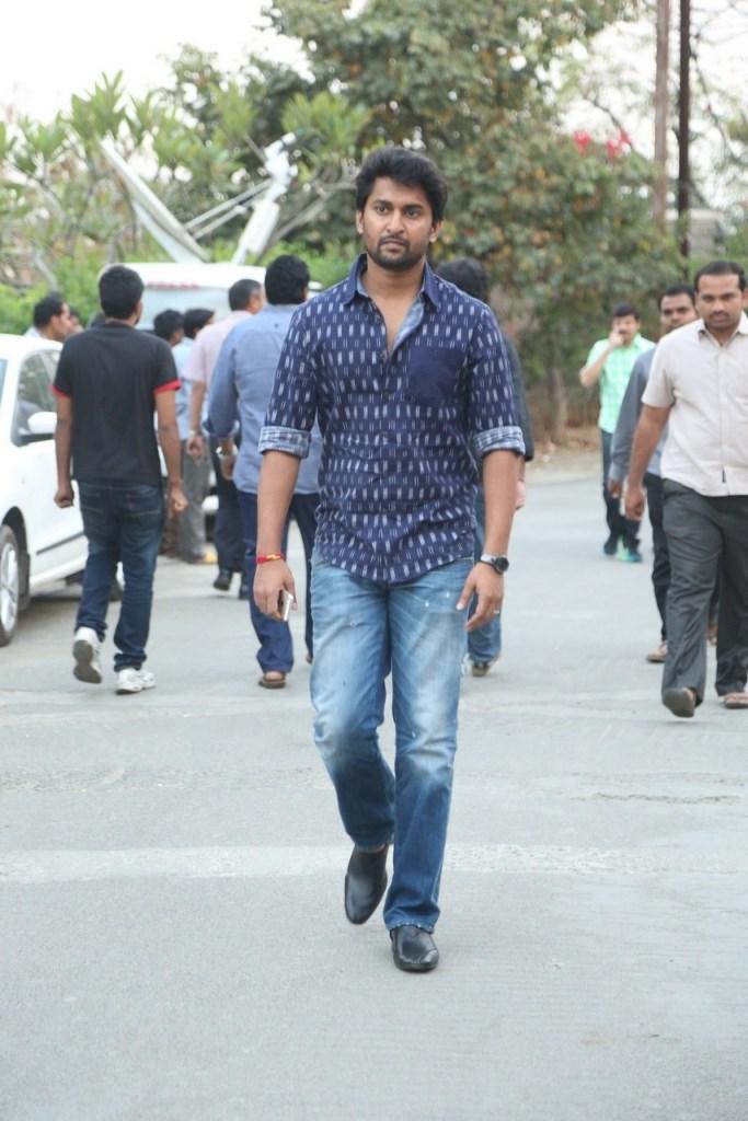 Tollywood Celebs Pay Tribute To Ramanaidu