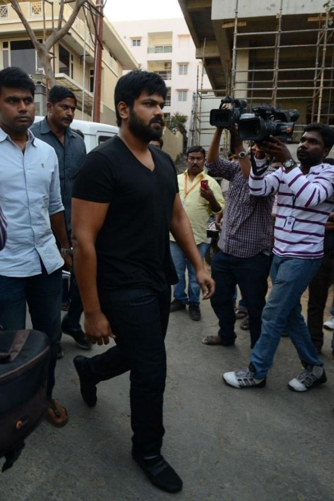 Tollywood Celebs Pay Tribute To Ramanaidu