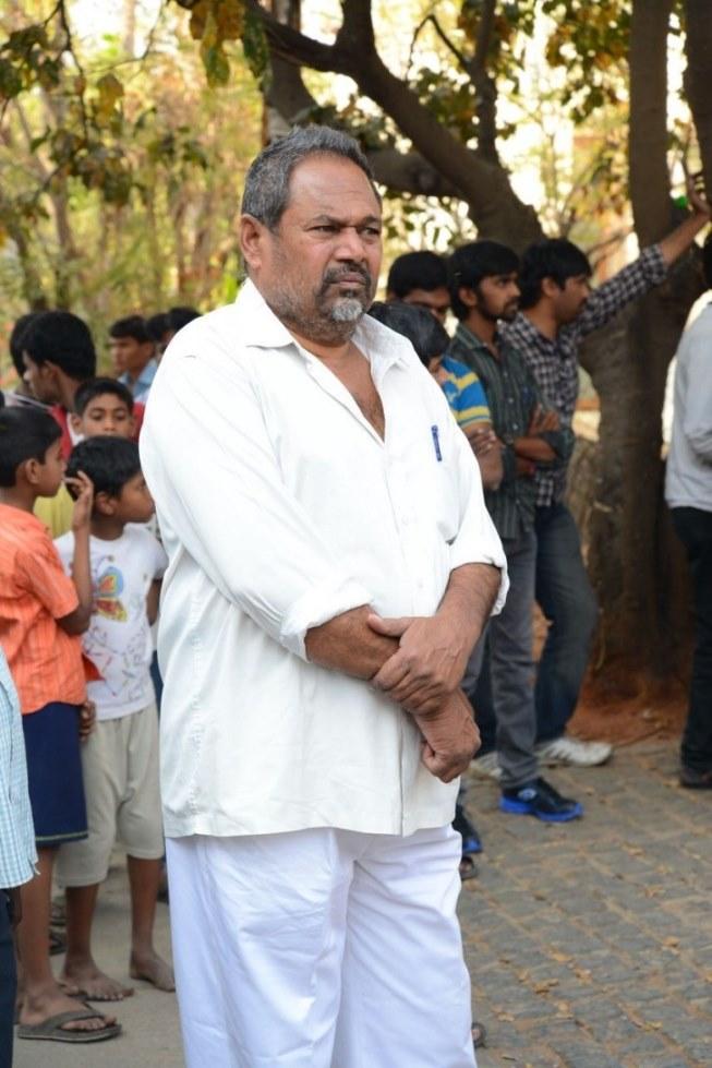 Tollywood Celebs Pay Tribute To Ramanaidu
