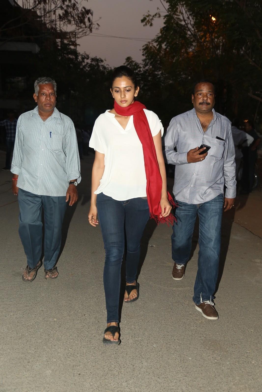 Tollywood Celebs Pay Tribute To Ramanaidu