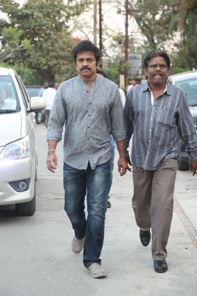 Tollywood Celebs Pay Tribute To Ramanaidu