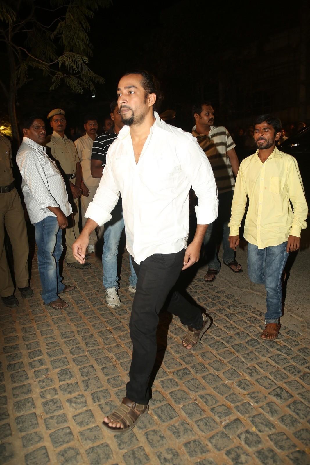 Tollywood Celebs Pay Tribute To Ramanaidu