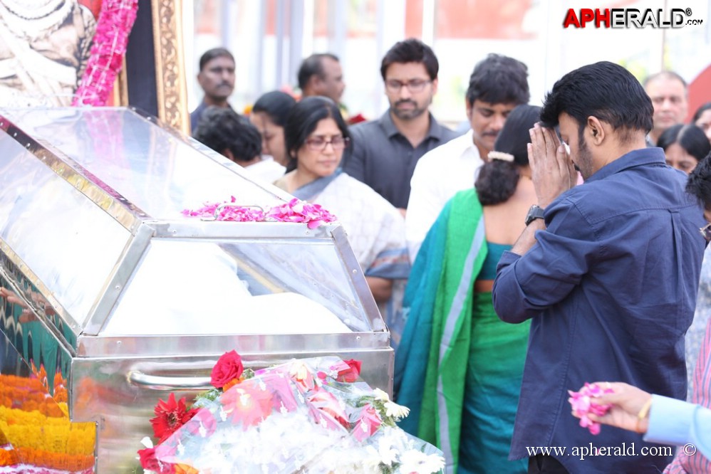 Tollywood Celebs visited ANR