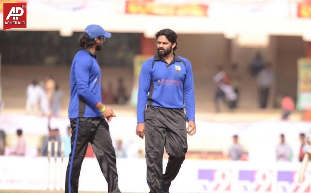 Tollywood Cricket Match at Vijayawada