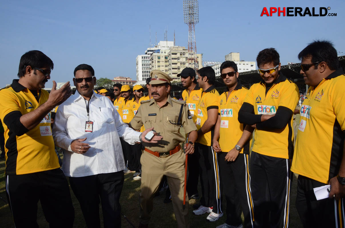Tollywood vs Bollywood Cricket Match