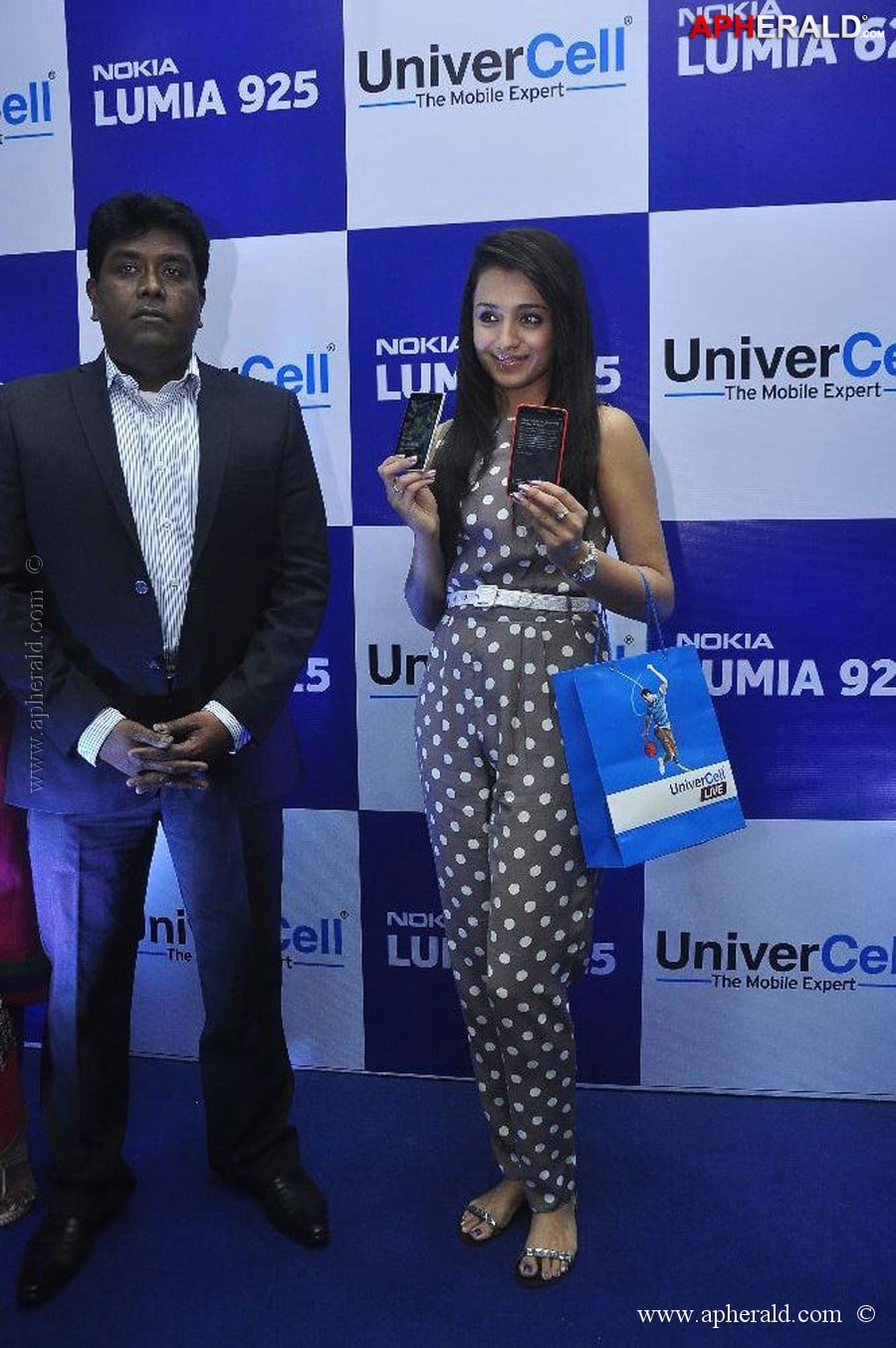 Trisha Launches Nokia Lumia