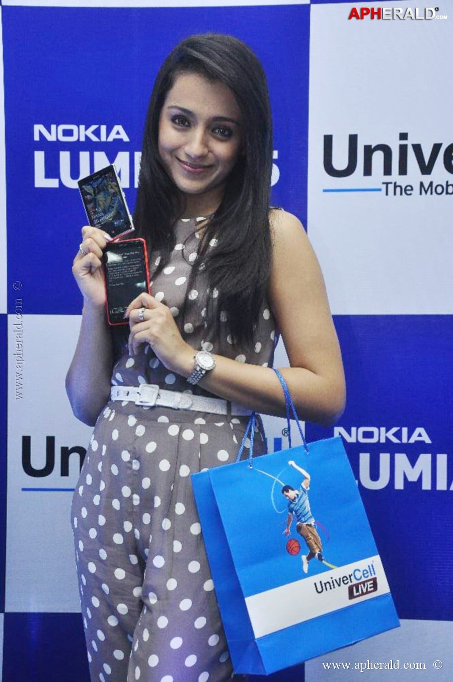 Trisha Launches Nokia Lumia