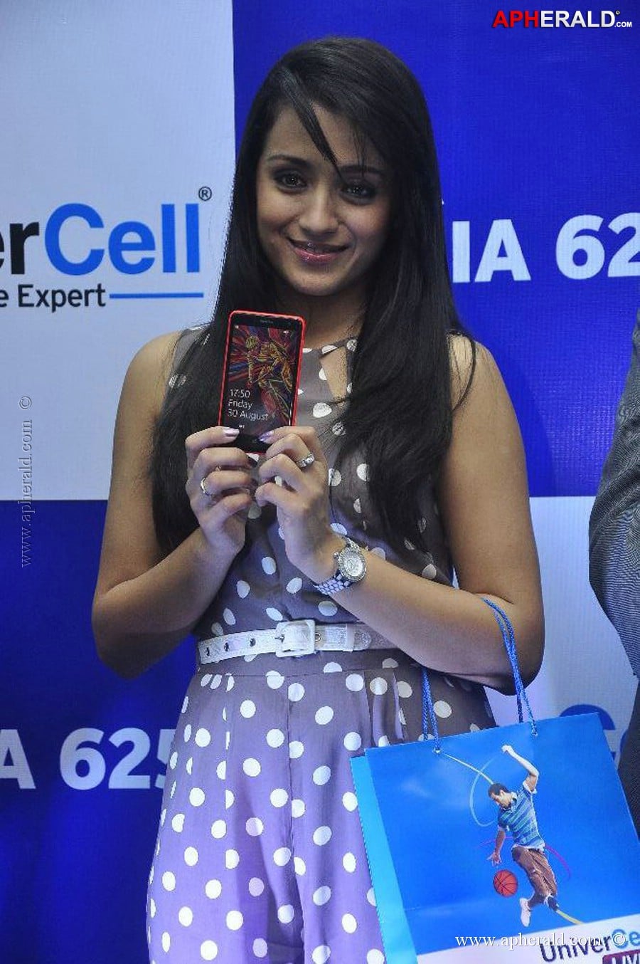Trisha Launches Nokia Lumia