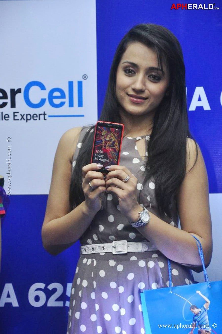 Trisha Launches Nokia Lumia