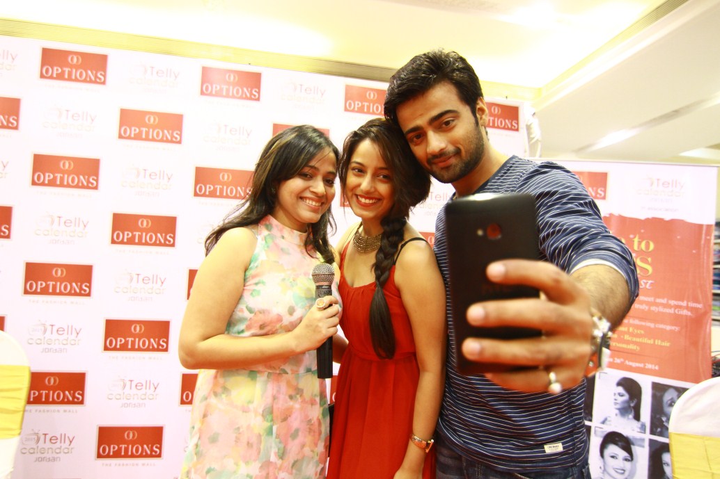 Tv Celebs Visit Options Mall Before Telly Calender Shoot