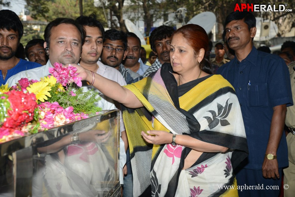 Uday Kiran Condolences Photos