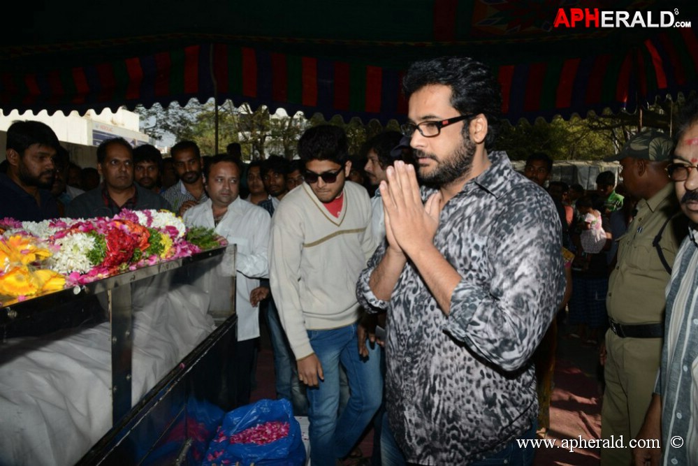 Uday Kiran Condolences Photos