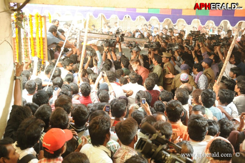 Uday Kiran Last Condolence Images