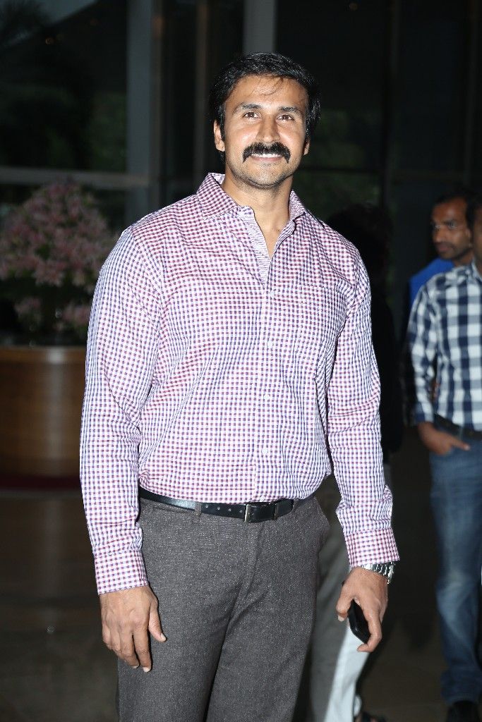 V MEN Care for Women Event