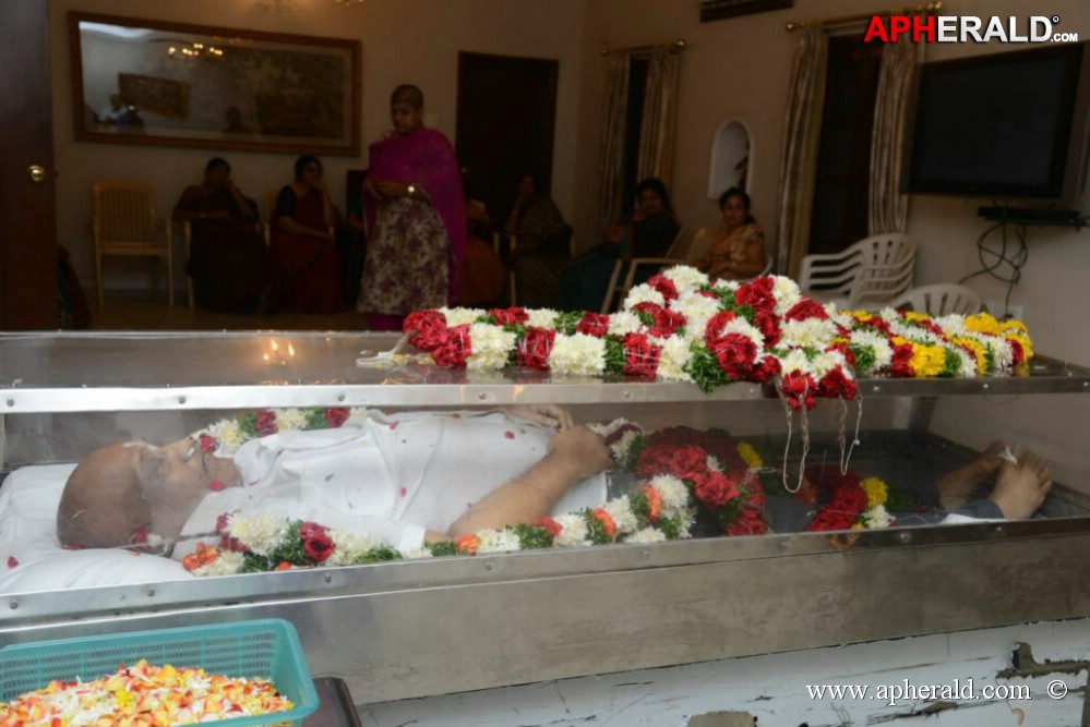 Vadde Ramesh Condolences Photos