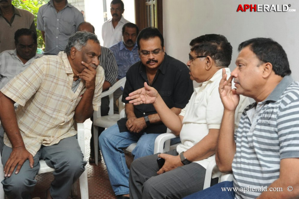 Vadde Ramesh Condolences Photos