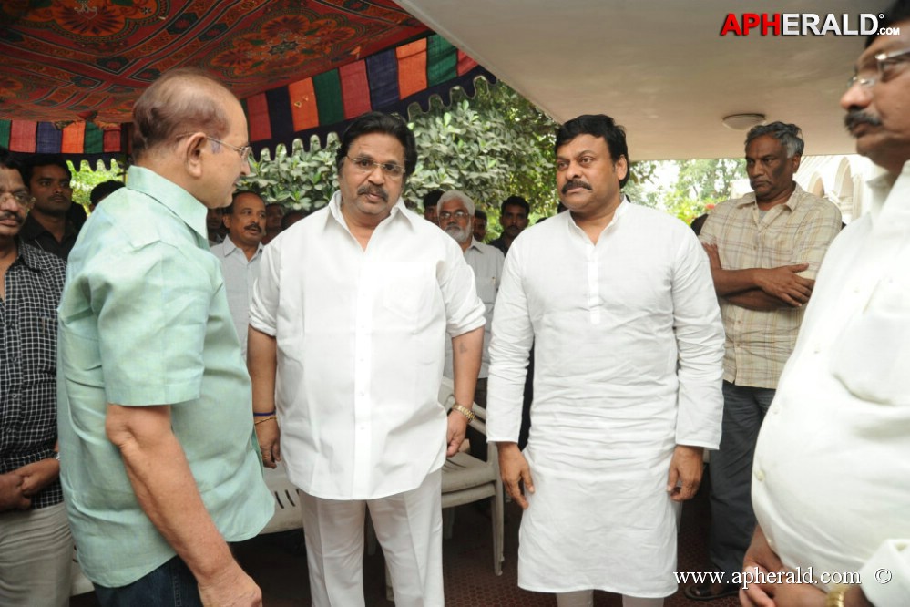 Vadde Ramesh Condolences Photos
