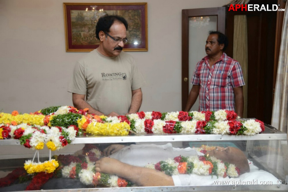 Vadde Ramesh Condolences Photos