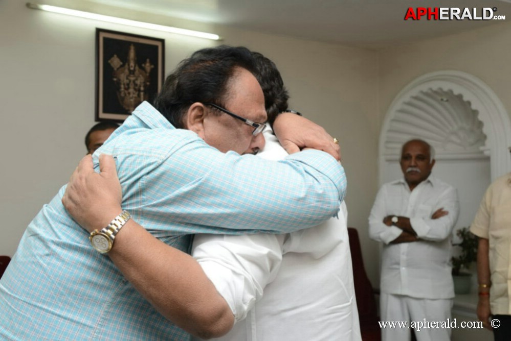 Vadde Ramesh Condolences Photos