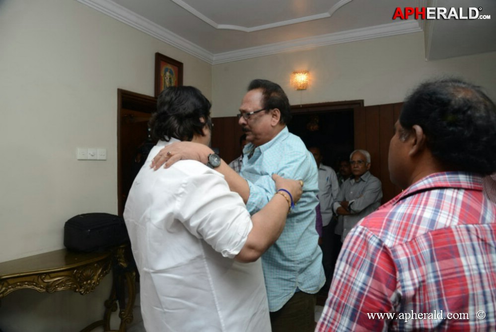Vadde Ramesh Condolences Photos