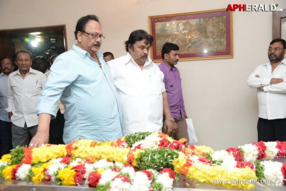 Vadde Ramesh Condolences Photos
