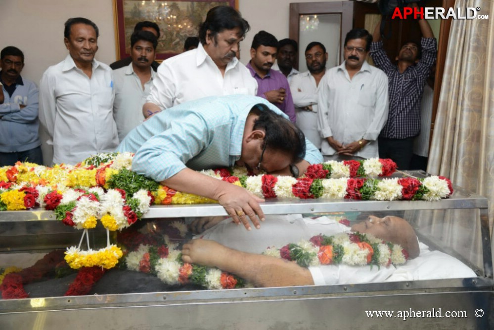 Vadde Ramesh Condolences Photos