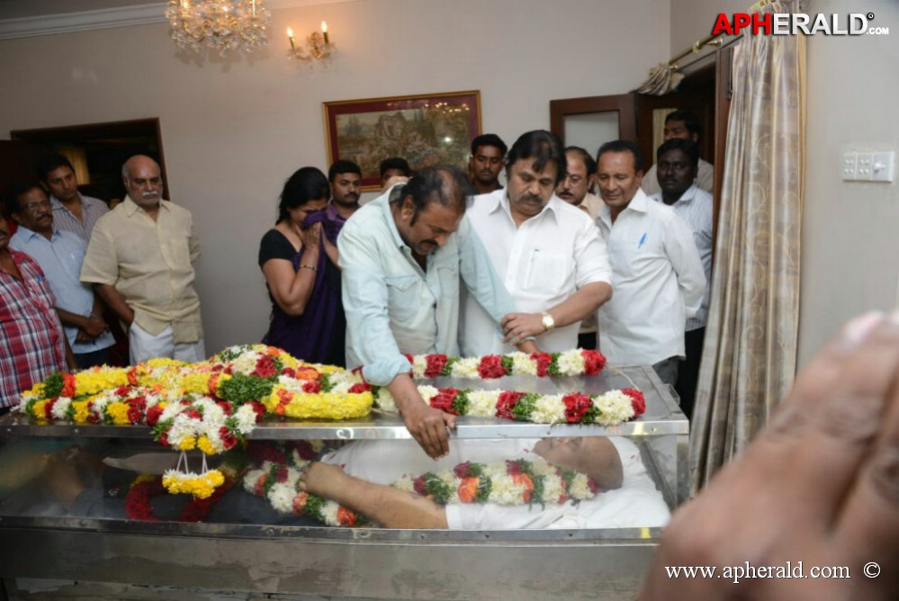 Vadde Ramesh Condolences Photos
