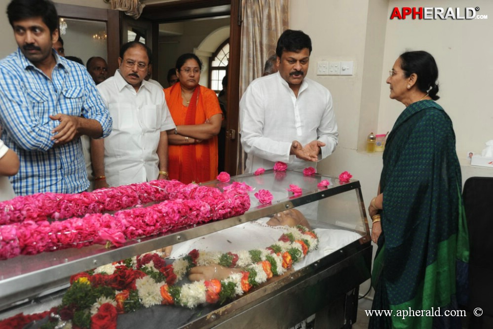 Vadde Ramesh Condolences Photos