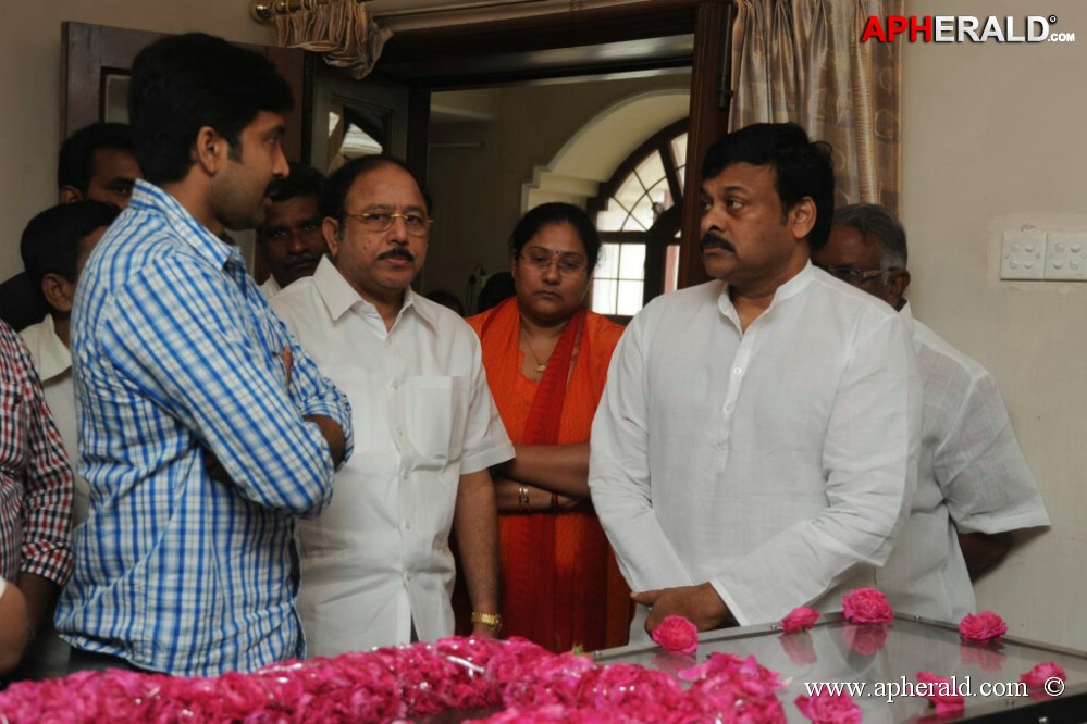 Vadde Ramesh Condolences Photos