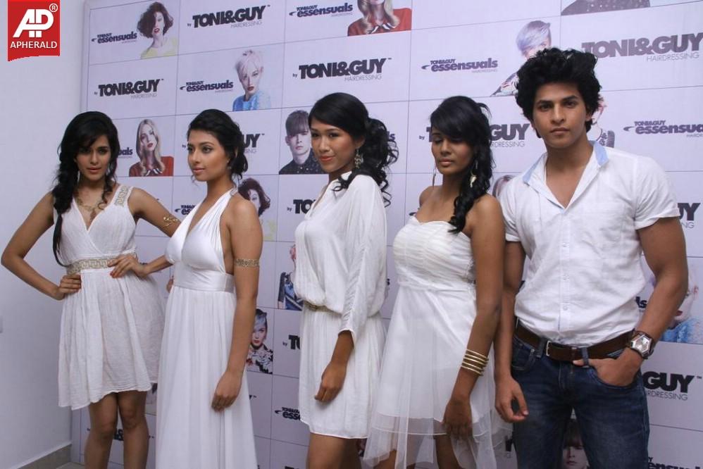 Varalakshmi Launch Seventh Salon