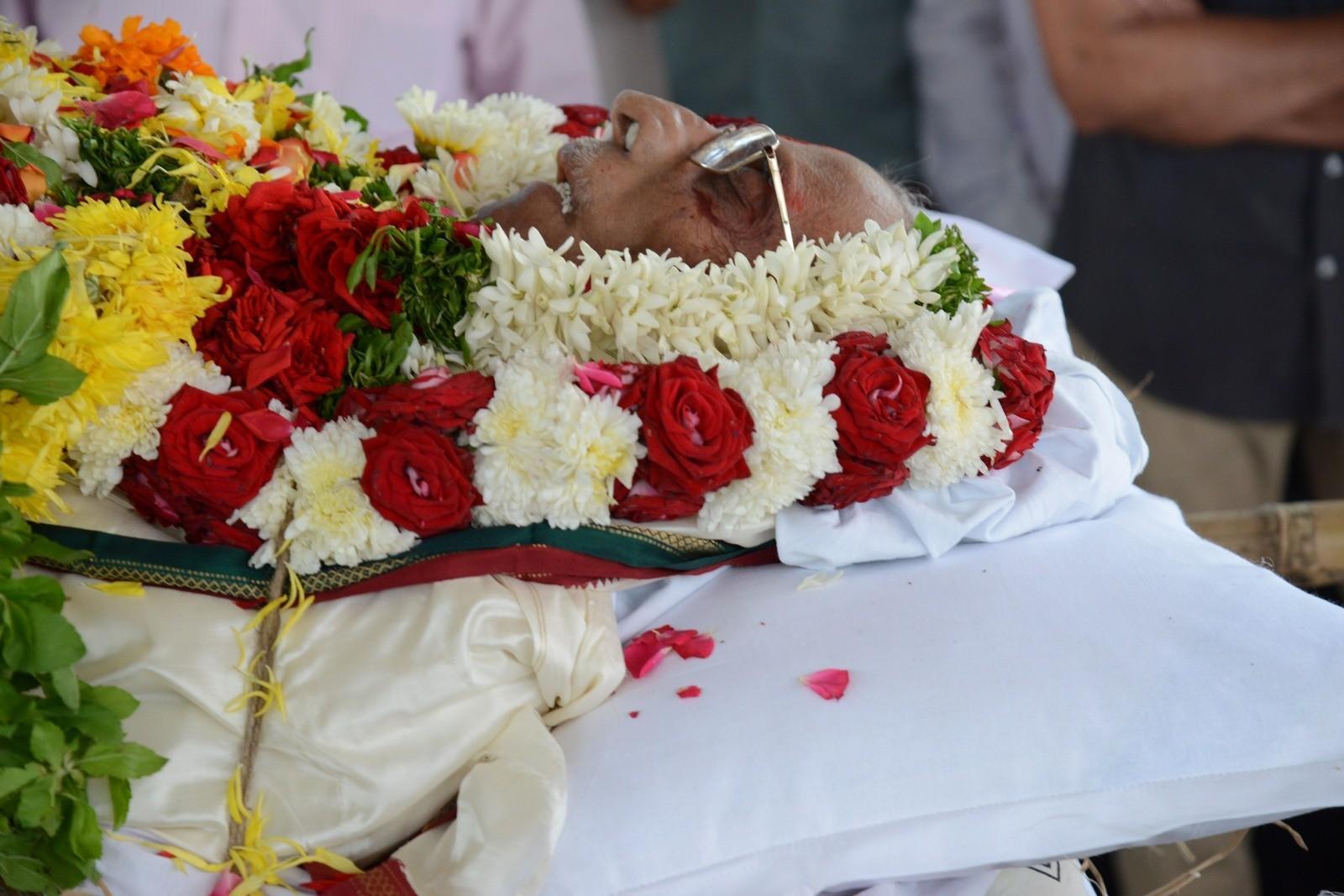 vb rajendra prasad condolences