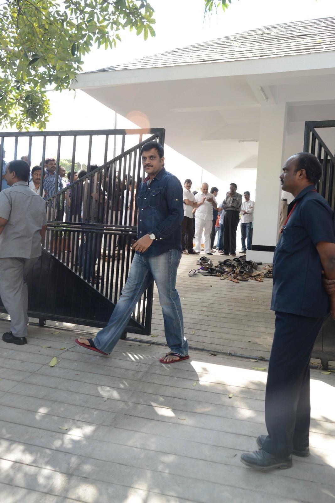 vb rajendra prasad condolences