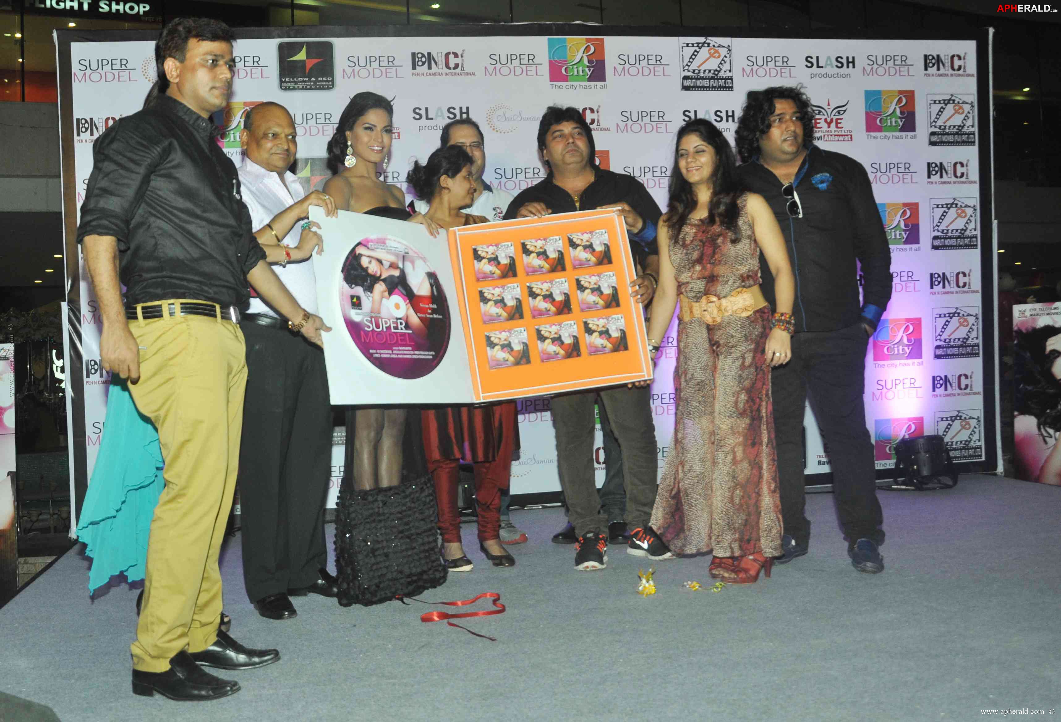 Veena Malik at Supermodel Music Launch