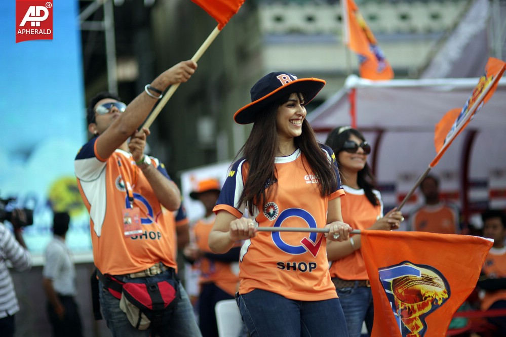 CCL 4 Veer Marathi Vs Mumbai Heroes Match