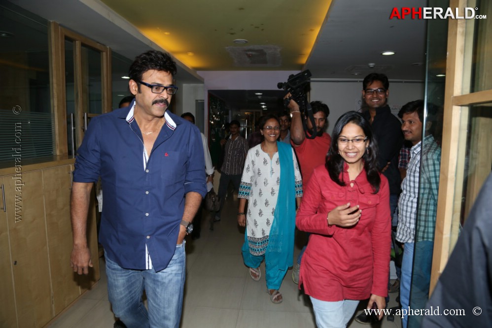 Venkatesh Promotes Masala at Radio Mirchi