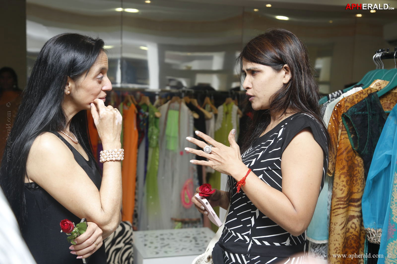 Vestitii Designer Store Launch