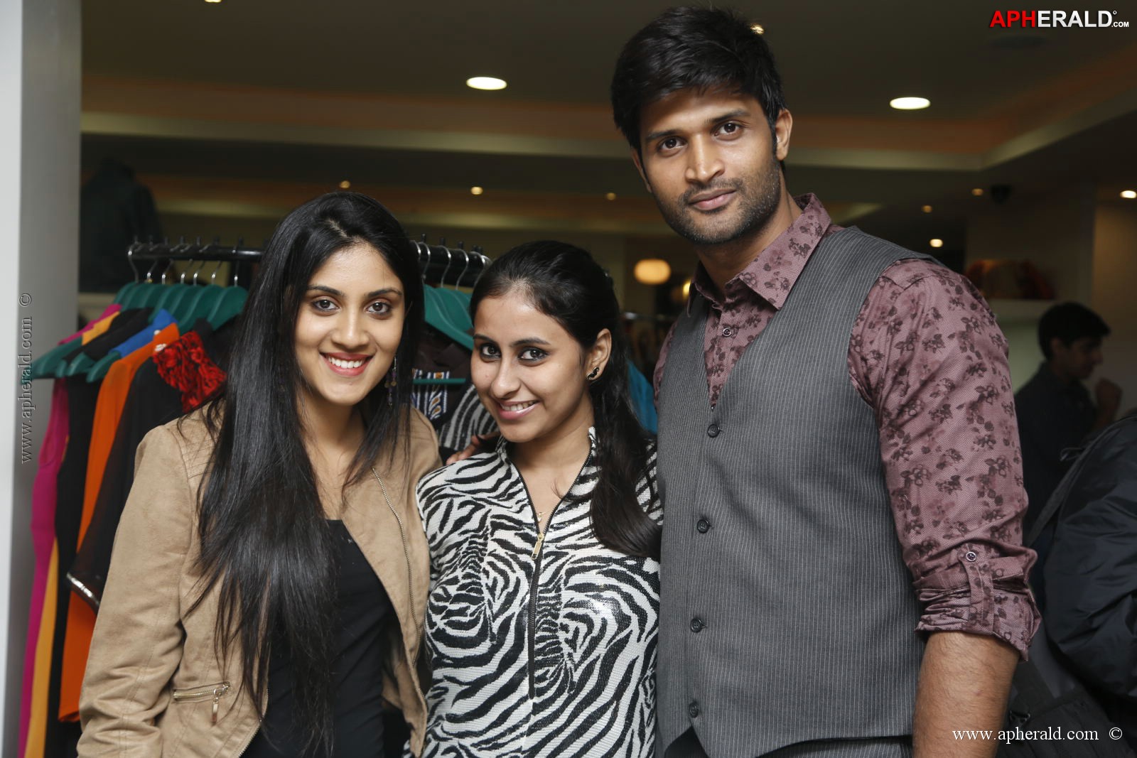 Vestitii Designer Store Launch
