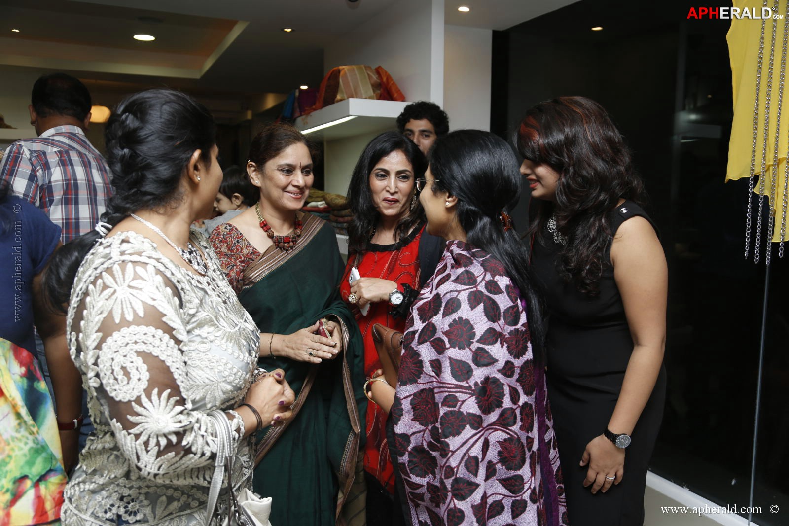 Vestitii Designer Store Launch
