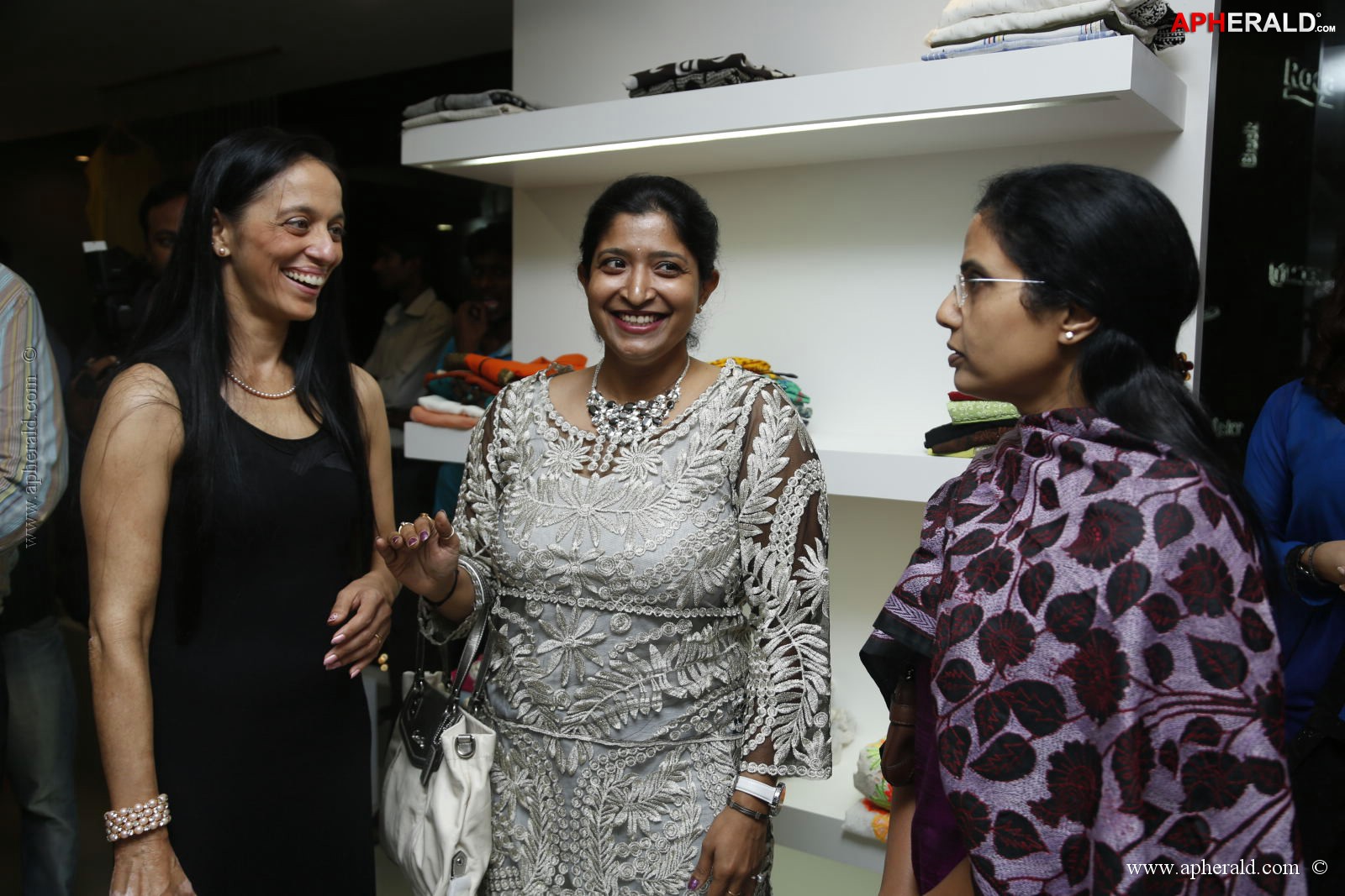 Vestitii Designer Store Launch
