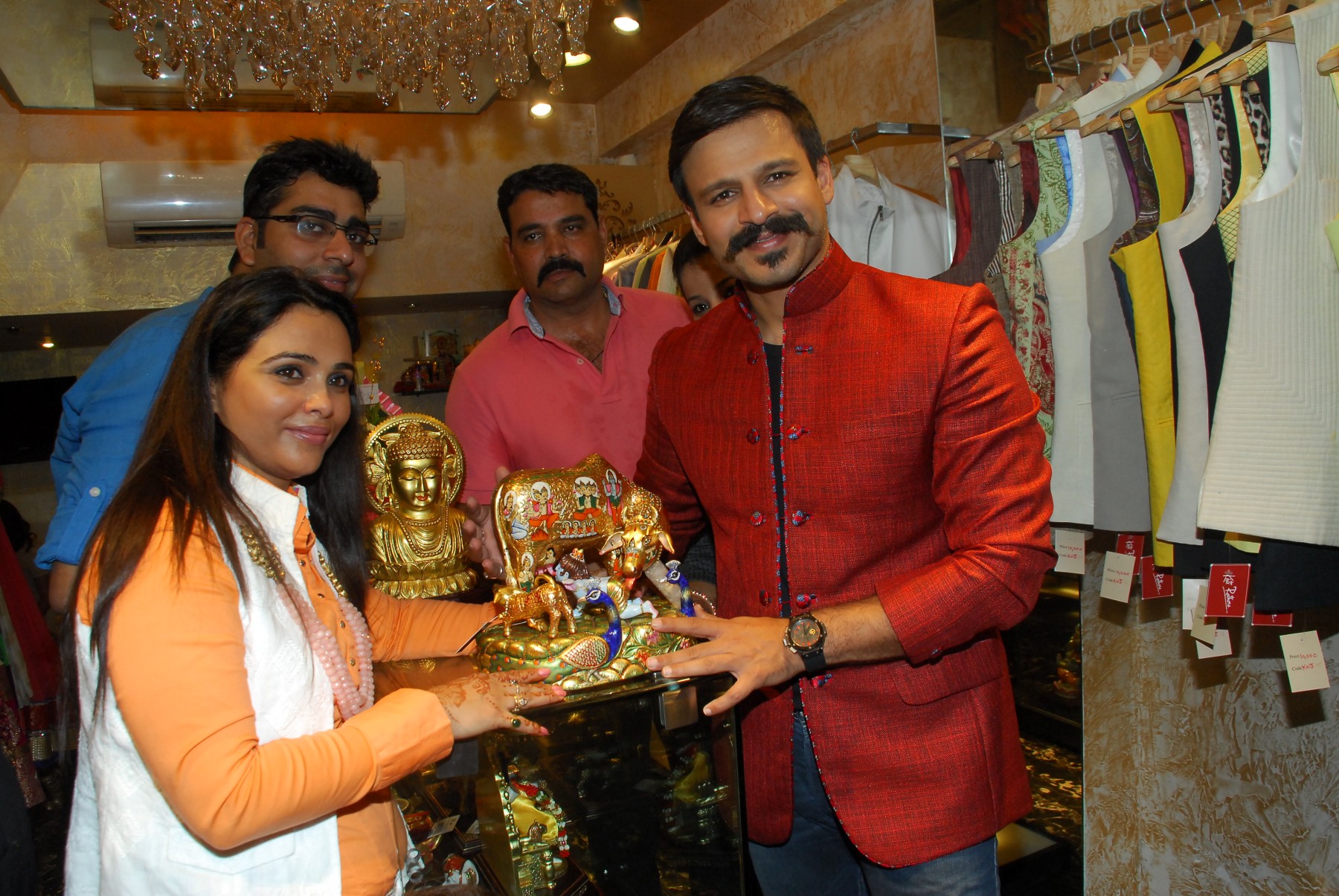 Vivek Oberoi at Launch of Designer Kirti Rathore Menswear Studio