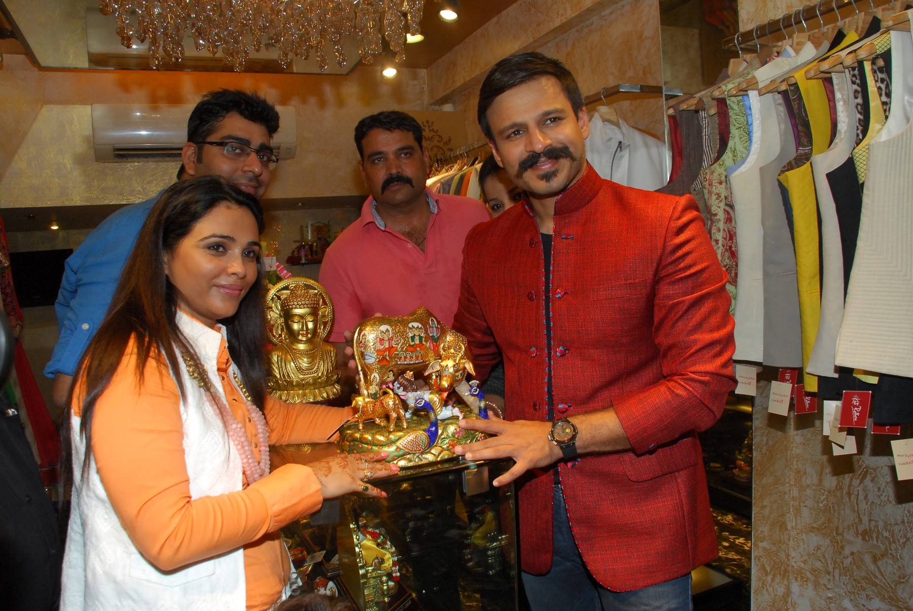 Vivek Oberoi at Launch of Designer Kirti Rathore Menswear Studio