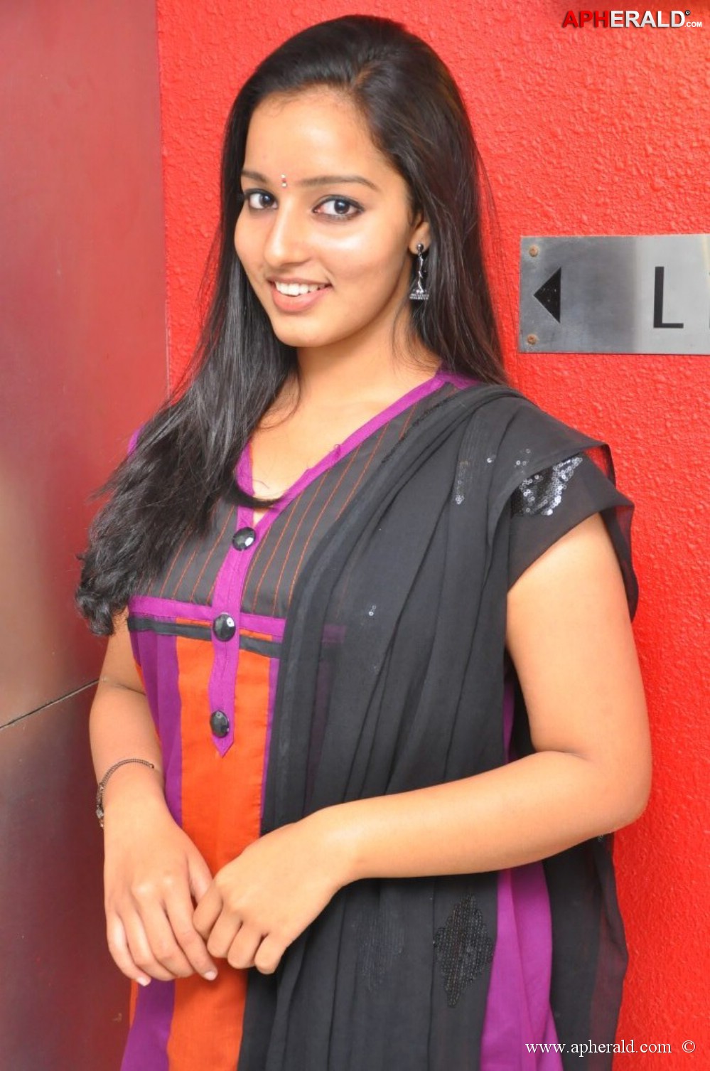 Vizha Movie Special Show Pics