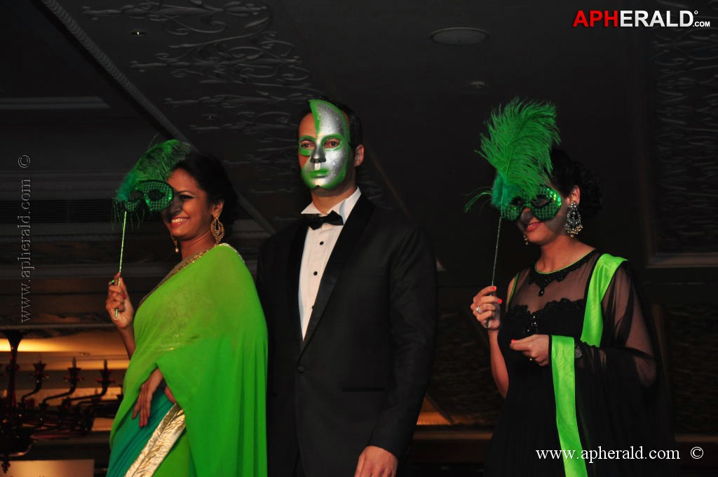 Walks For Heal A Child Fashion Show
