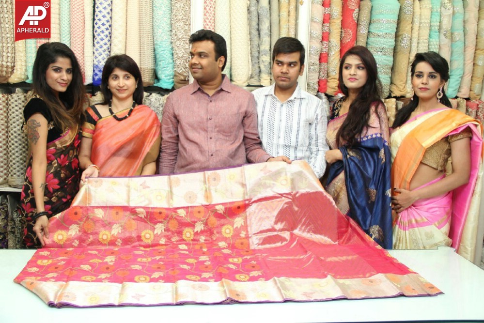 Weavers Festival at Singhania