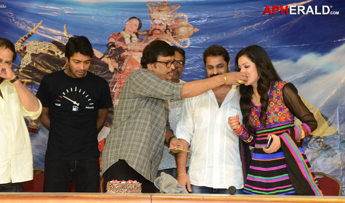 Yamudiki Mogudu Movie Success Meet