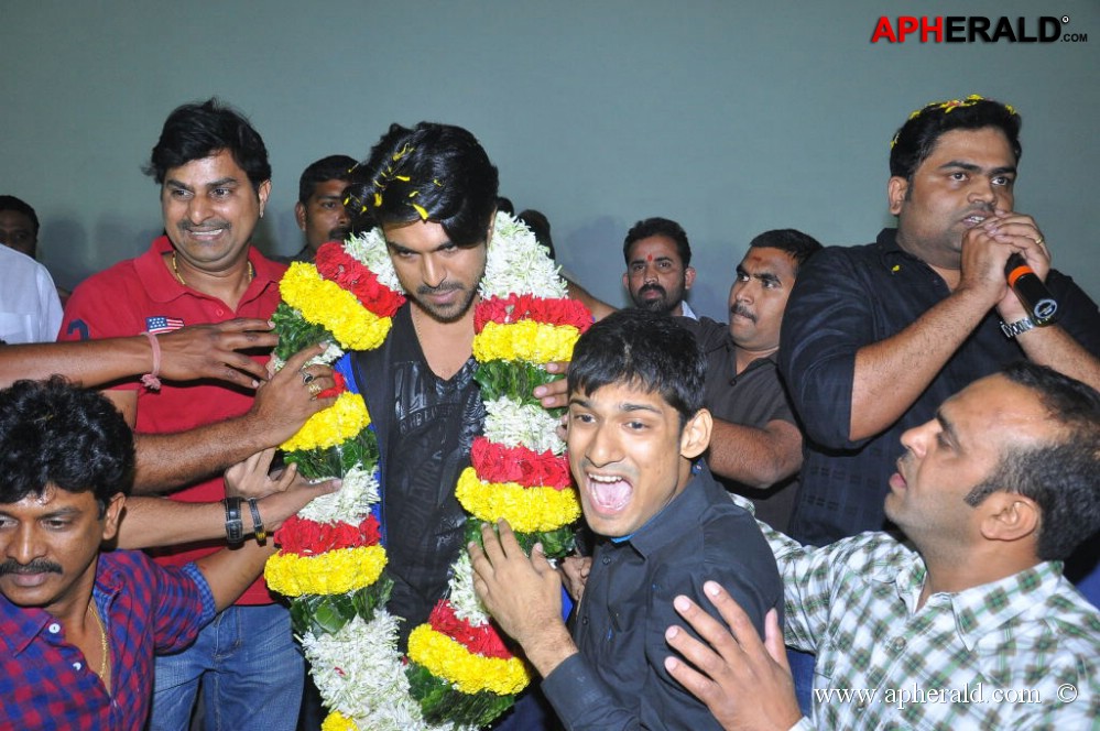 Yevadu Movie Trailer Launch