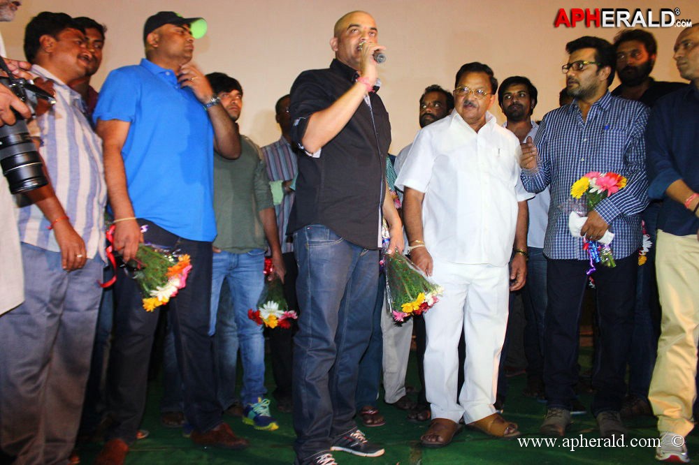 Yevadu Team Success Tour at Tirupathi